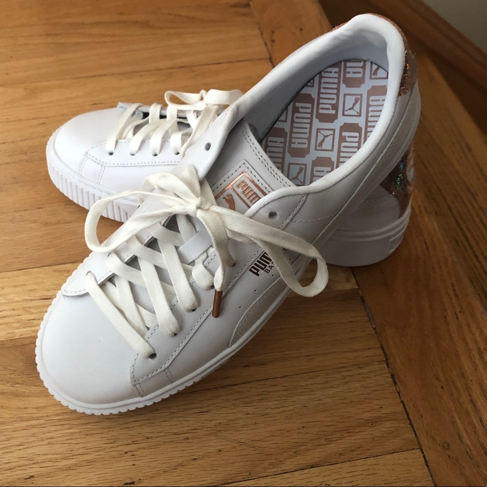 Puma Sneakers